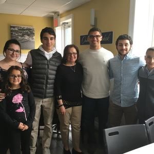 Meet your Posher, Roseann